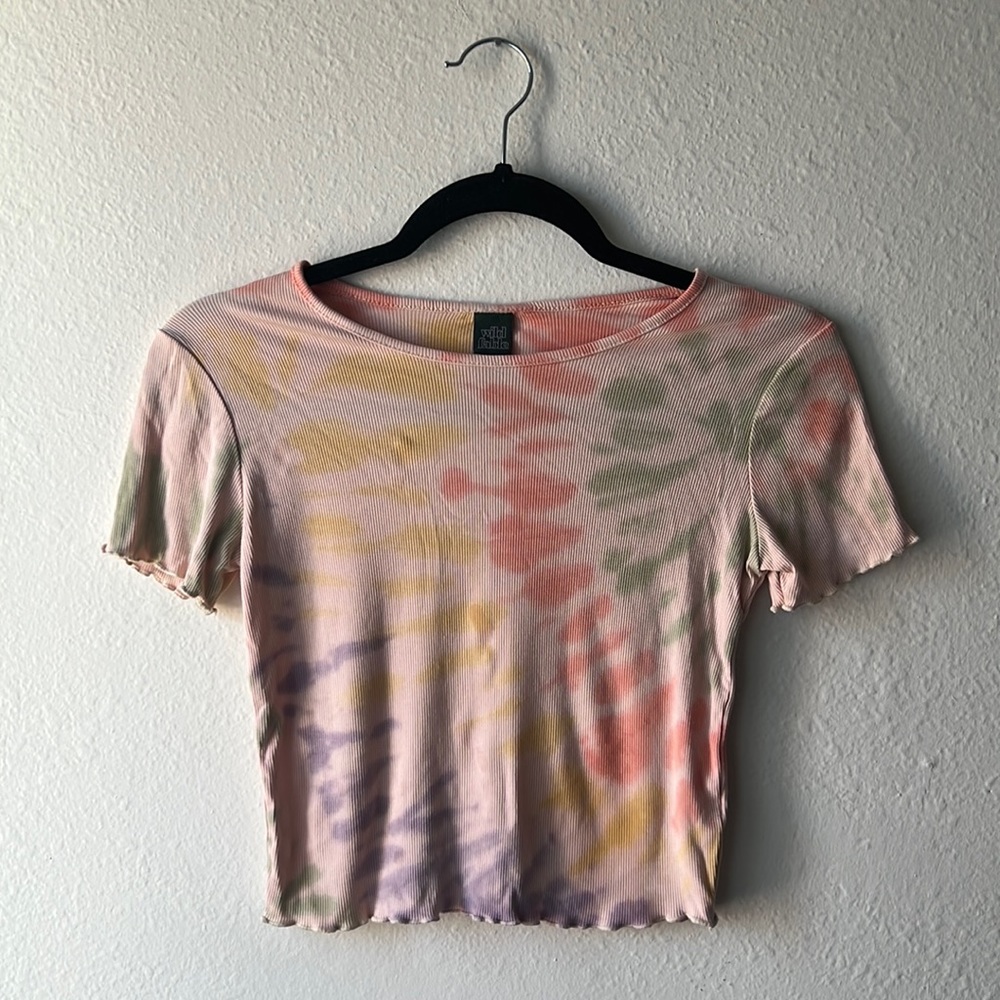 Wild Fable Tie Dye Cropped Tee w/ Scalloped Edges